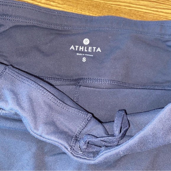 Athleta grey acceleration 2 in 1 capris skort smal - Picture 3 of 4